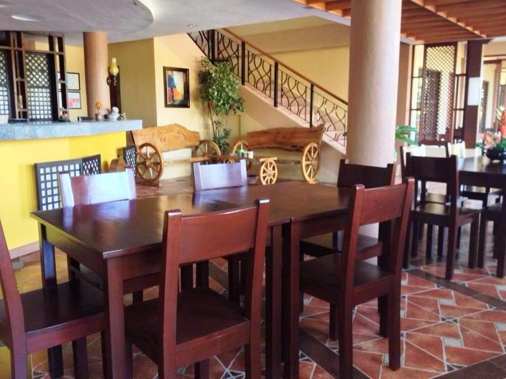 Panglao Island Franzen Residencias Taporok Exterior foto