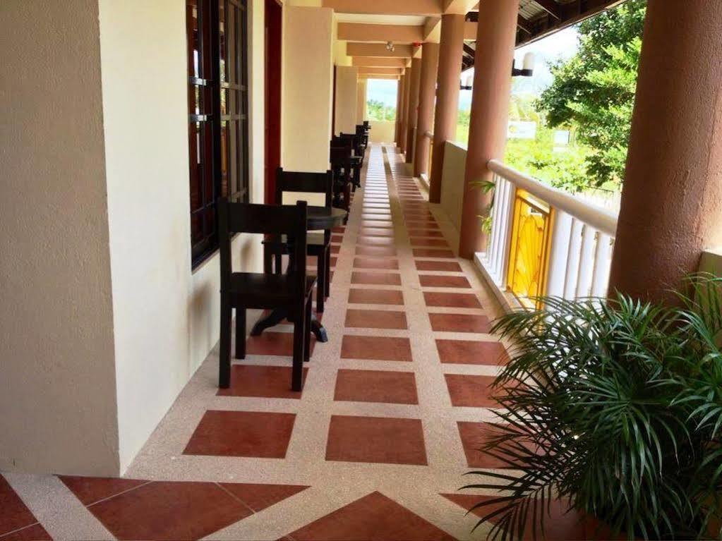 Panglao Island Franzen Residencias Taporok Exterior foto